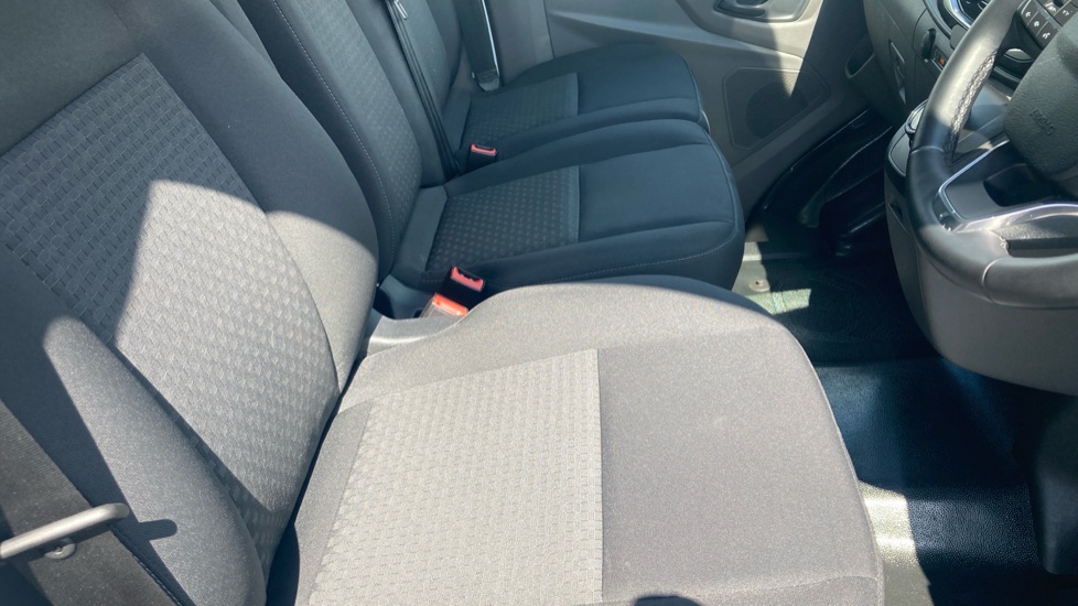 Ford Transit 350 L3 Diesel Fwd 2.0 EcoBlue 165ps H2 Limited Van Auto [Nav] - Image 34
