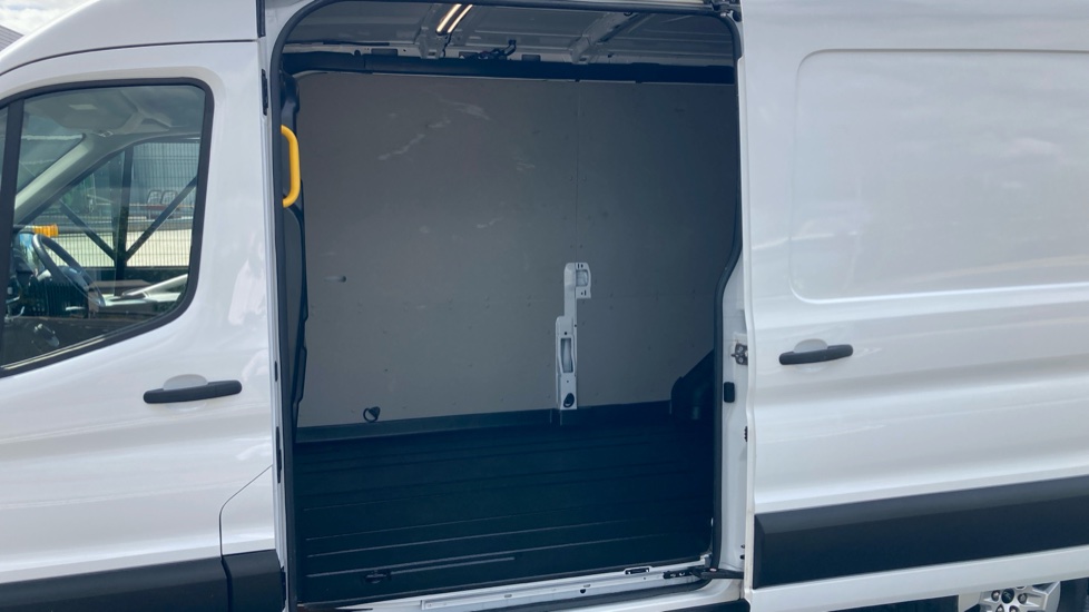 Ford Transit 350 L3 Diesel Fwd 2.0 EcoBlue 165ps H2 Limited Van Auto [Nav] - Image 5