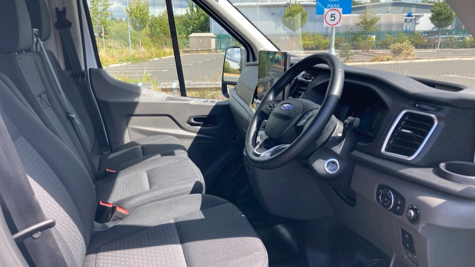 Ford Transit 350 L3 Diesel Fwd 2.0 EcoBlue 165ps H2 Limited Van Auto [Nav] - Image 6