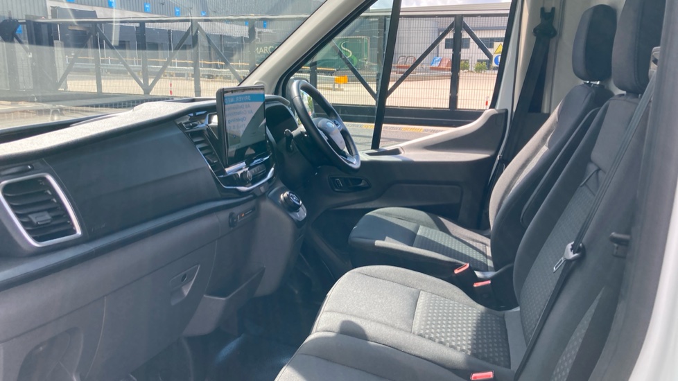 Ford Transit 350 L3 Diesel Fwd 2.0 EcoBlue 165ps H2 Limited Van Auto [Nav] - Image 13