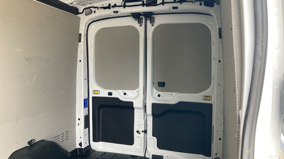 Ford Transit 350 L3 Diesel Fwd 2.0 EcoBlue 165ps H2 Limited Van Auto [Nav] - Image 14