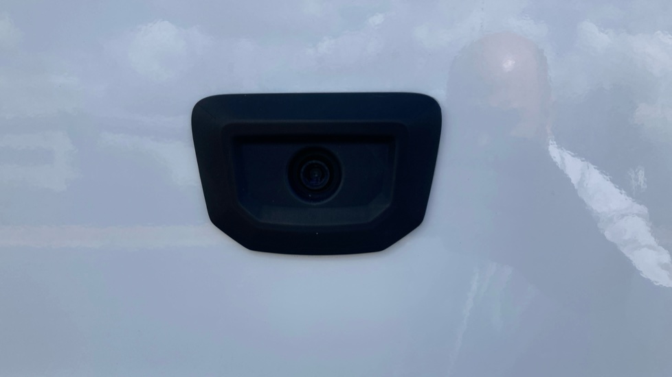 Ford Transit 350 L3 Diesel Fwd 2.0 EcoBlue 165ps H2 Limited Van Auto [Nav] - Image 22