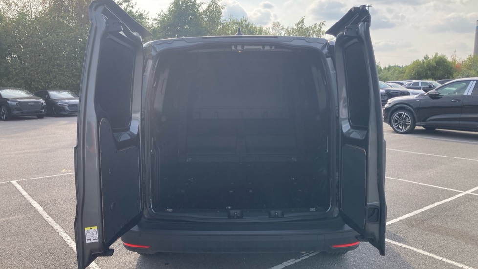 Ford Transit Connect 240 L2 Diesel 2.0 EcoBlue 122ps Trend Van Auto - Image 3