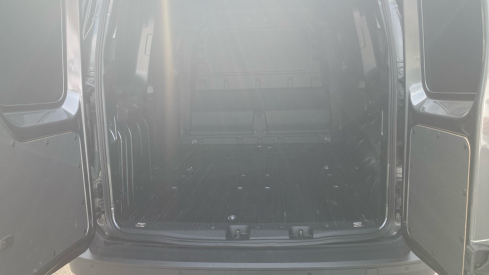 Ford Transit Connect 240 L2 Diesel 2.0 EcoBlue 122ps Trend Van Auto - Image 12