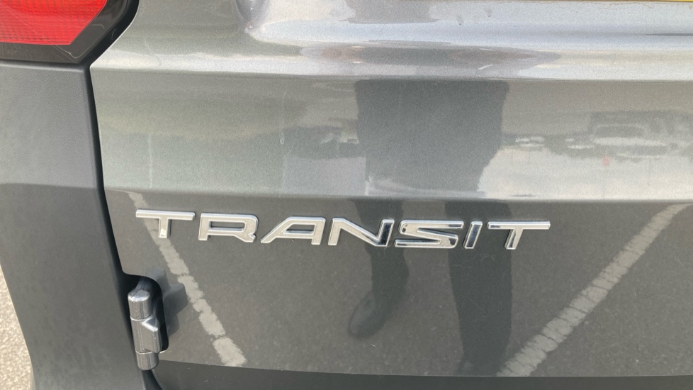 Ford Transit Connect 240 L2 Diesel 2.0 EcoBlue 122ps Trend Van Auto - Image 32