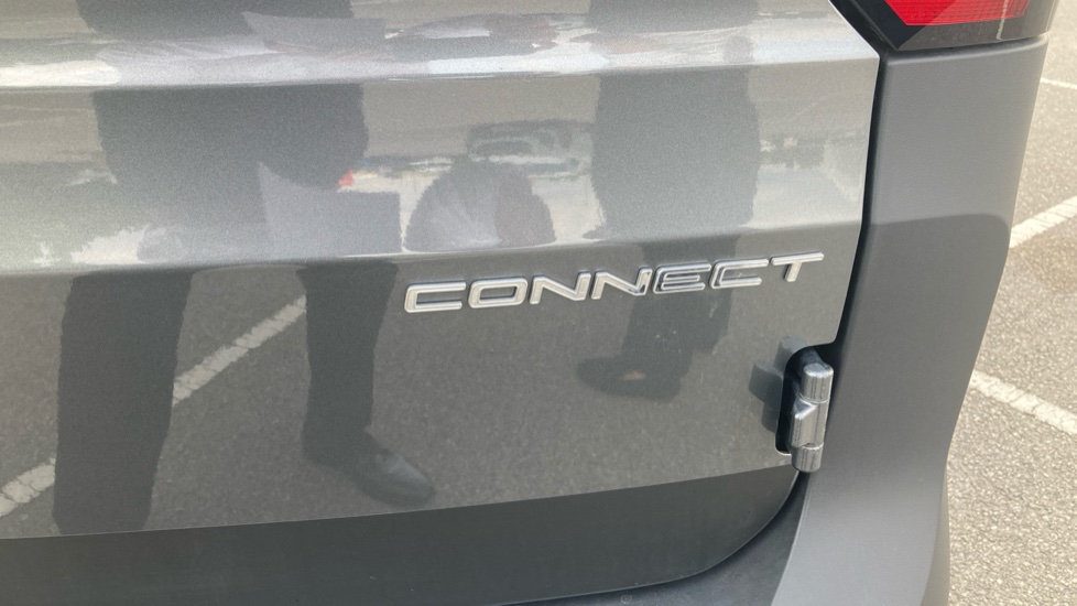 Ford Transit Connect 240 L2 Diesel 2.0 EcoBlue 122ps Trend Van Auto - Image 33