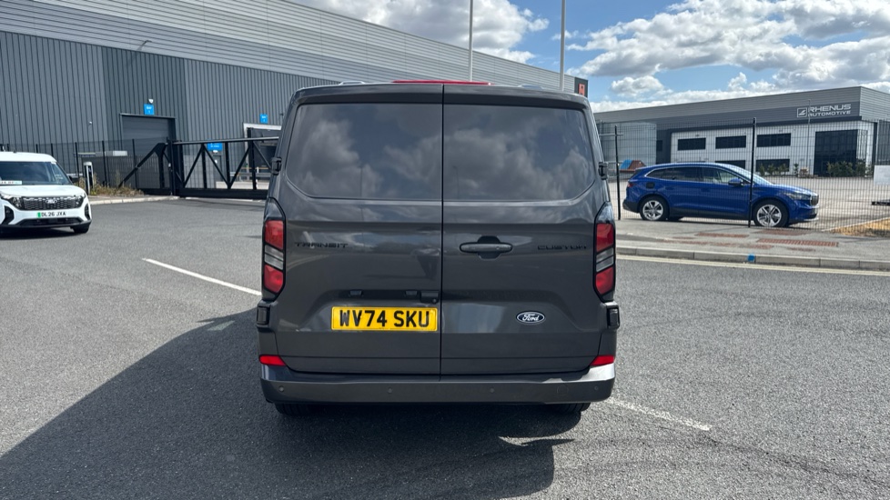 Ford Transit Custom 300 L1 Diesel Fwd 2.0 EcoBlue 136ps H1 Van Limited Auto - Image 11