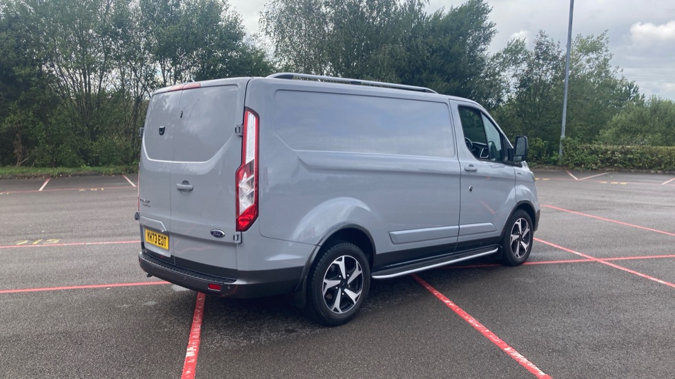 Ford Transit Custom 300 L1 Diesel Fwd 2.0 EcoBlue 130ps Low Roof Active Van - Image 10