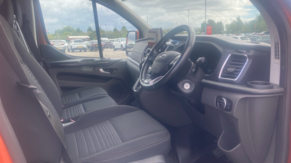 Ford Transit Custom 300 L2 Diesel Fwd 2.0 EcoBlue 170ps Low Roof Limited Van Auto - Image 6