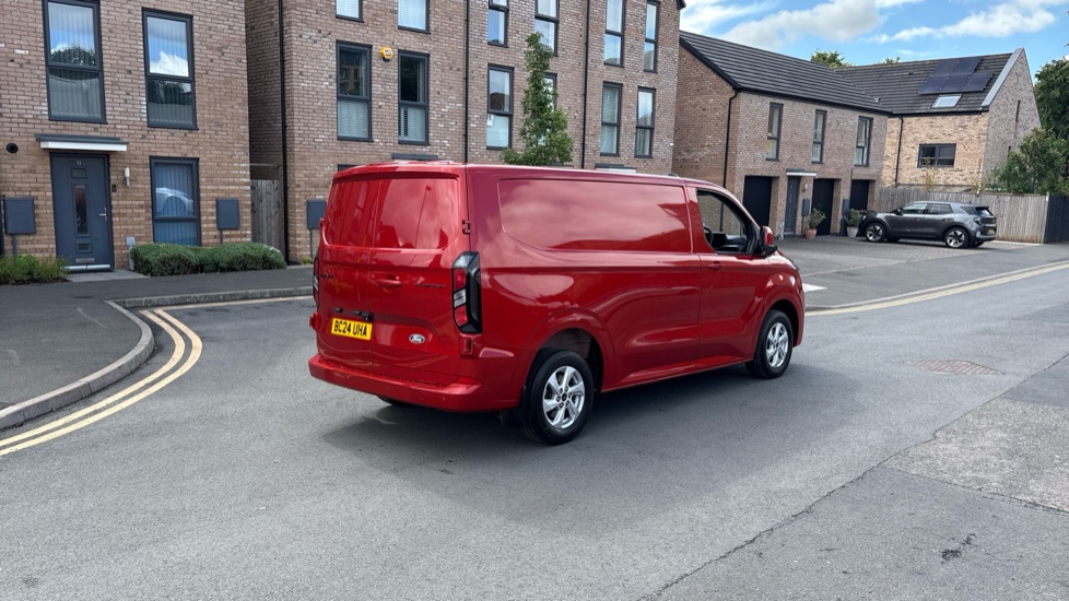Ford Transit Custom 320 L1 Diesel Fwd 2.0 EcoBlue 136ps H1 Van Limited - Image 10