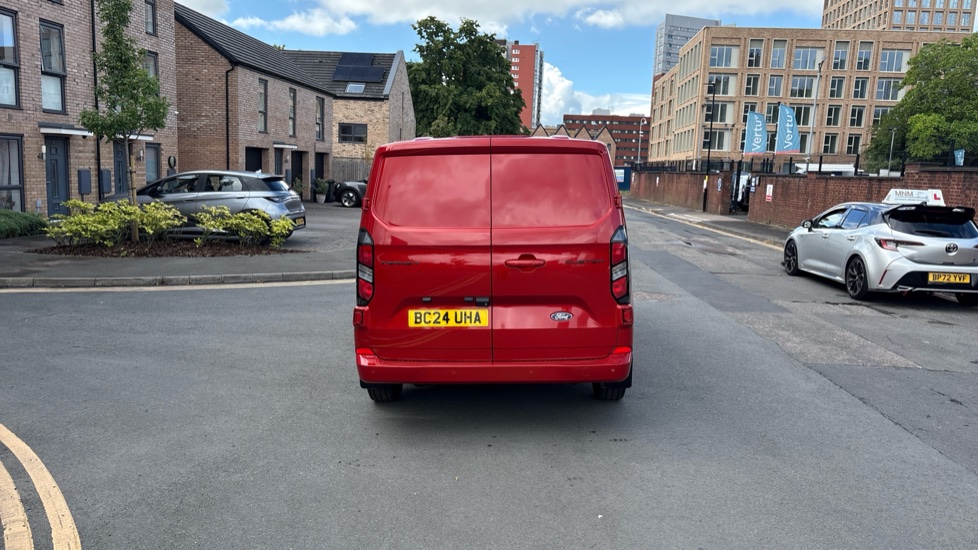 Ford Transit Custom 320 L1 Diesel Fwd 2.0 EcoBlue 136ps H1 Van Limited - Image 11