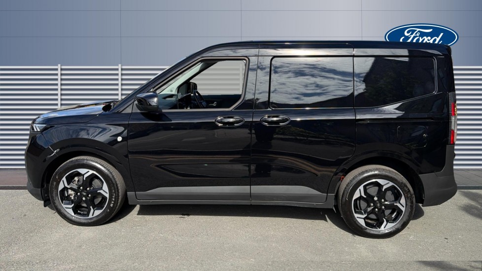 Ford Transit Courier E-Transit Courier 100kW 43kWh Limited Van Auto - Image 4