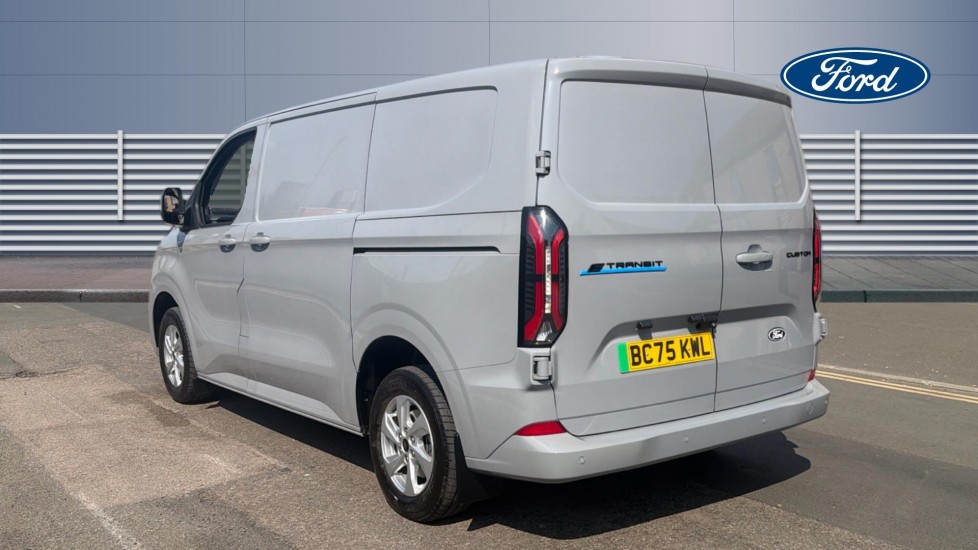 Ford Transit Custom E-320 L1 Rwd 100kW 65kWh H1 Van Limited Auto - Image 2