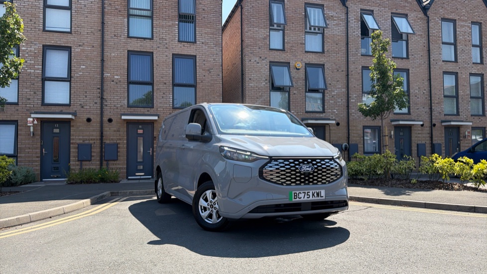 Ford Transit Custom E-320 L1 Rwd 100kW 65kWh H1 Van Limited Auto - Image 33