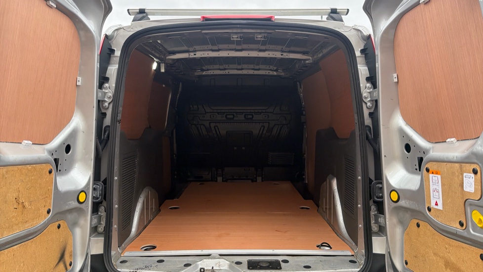 Ford Transit Connect 250 L2 Diesel 1.5 EcoBlue 100ps Limited Van Powershift - Image 12