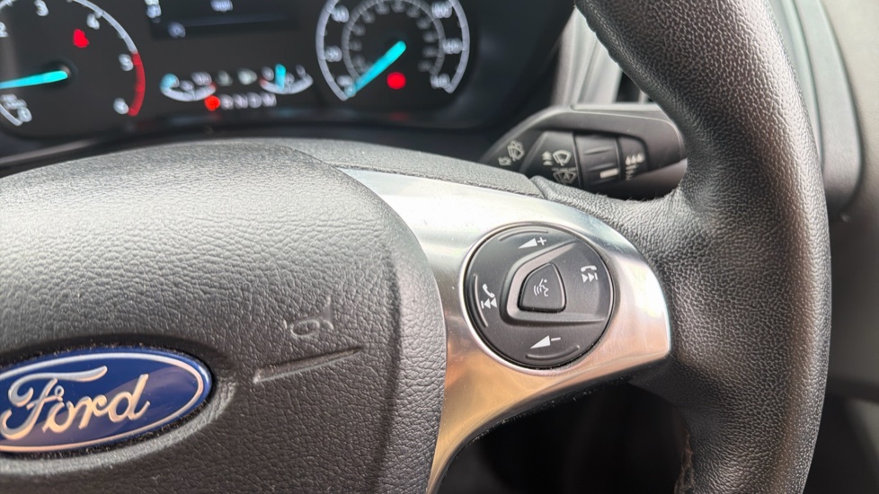 Ford Transit Connect 250 L2 Diesel 1.5 EcoBlue 100ps Limited Van Powershift - Image 23
