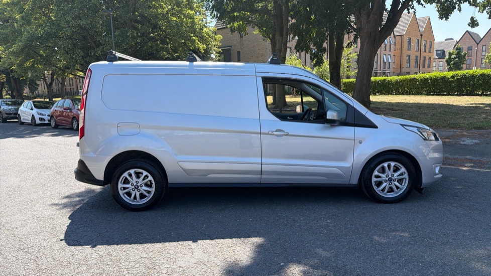Ford Transit Connect 250 L2 Diesel 1.5 EcoBlue 100ps Limited Van Powershift - Image 9