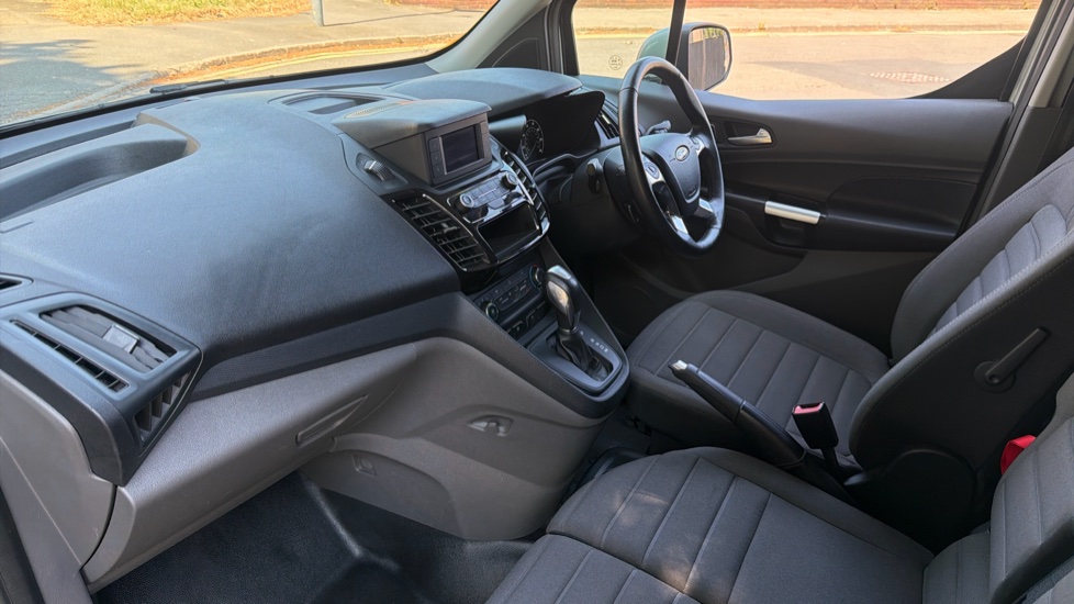 Ford Transit Connect 250 L2 Diesel 1.5 EcoBlue 100ps Limited Van Powershift - Image 13
