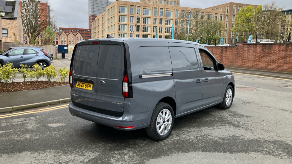 Ford Transit Connect 250 L2 Petrol 1.5 EcoBoost PHEV 150 Limited Van Auto - Image 10