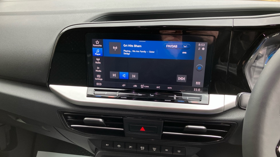 Ford Transit Connect 250 L2 Petrol 1.5 EcoBoost PHEV 150 Limited Van Auto - Image 15