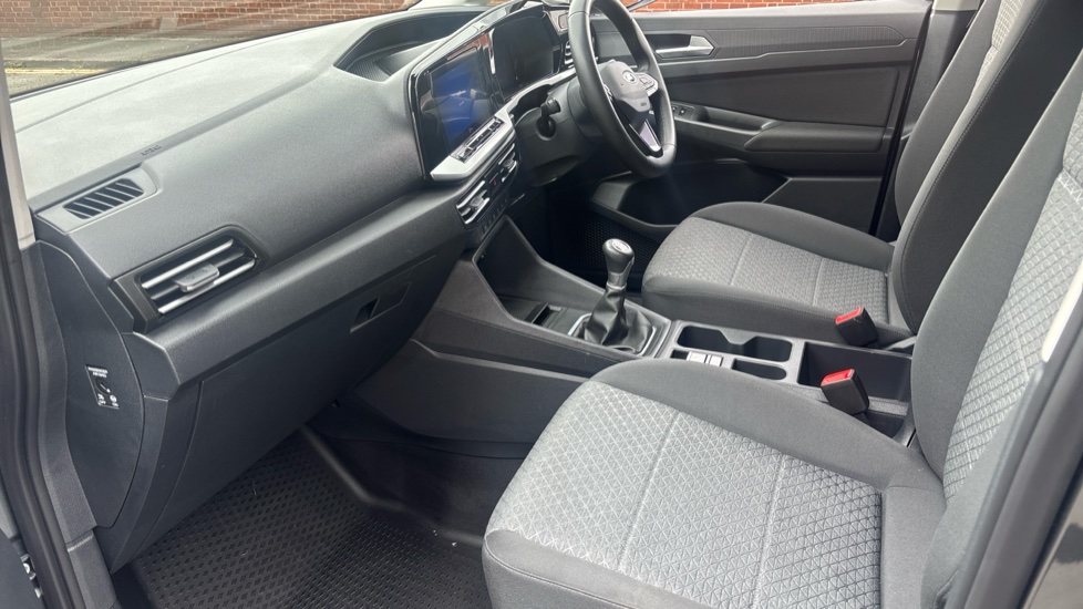 Ford Transit Connect 230 L2 Diesel 2.0 EcoBlue 102ps Limited Van - Image 13