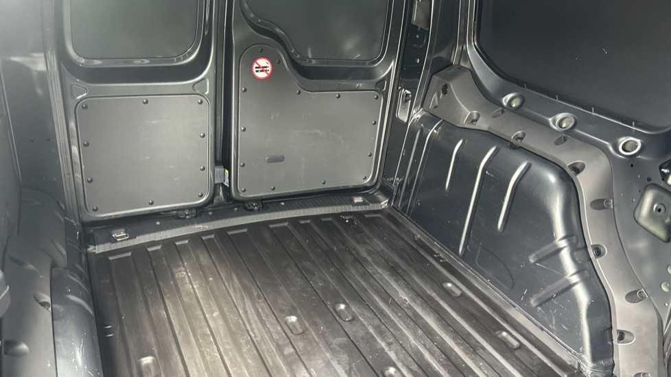 Ford Transit Connect 230 L2 Diesel 2.0 EcoBlue 102ps Limited Van - Image 31
