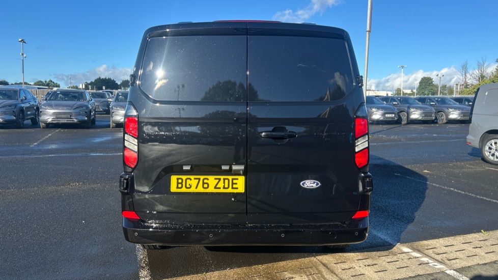 Ford Transit Custom 320 L1 Diesel Fwd 2.0 EcoBlue 150ps H1 Double Cab Van Limited - Image 11