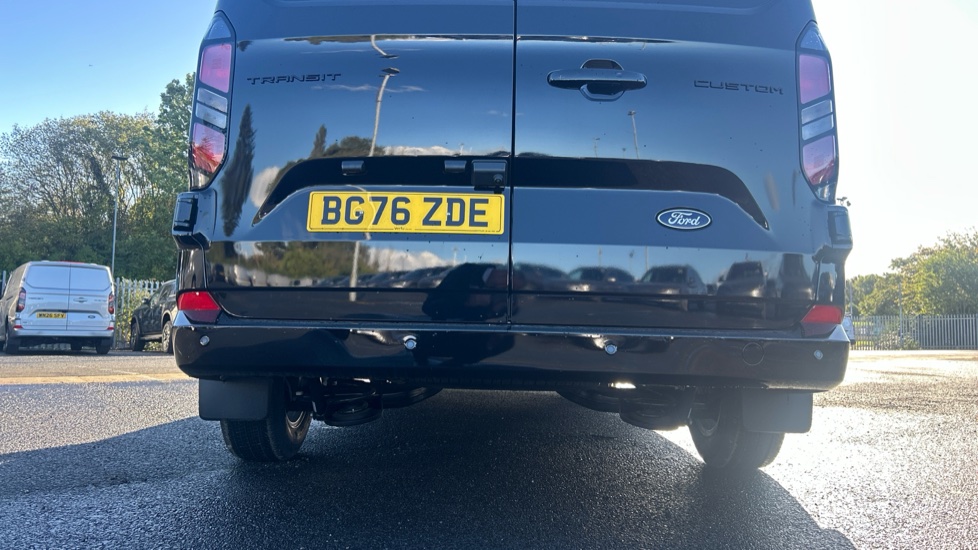 Ford Transit Custom 320 L1 Diesel Fwd 2.0 EcoBlue 150ps H1 Double Cab Van Limited - Image 26