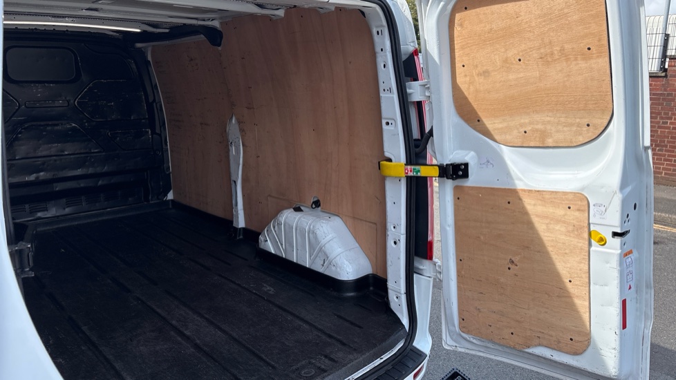 Ford Transit Custom 300 L2 Diesel Fwd 2.0 EcoBlue 130ps Low Roof Limited Van - Image 40