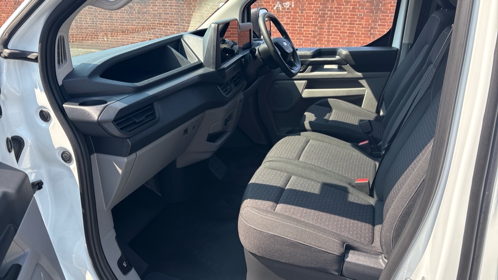 Ford Transit Custom 280 L1 Diesel Fwd 2.0 EcoBlue 136ps H1 Van Trend Auto - Image 13