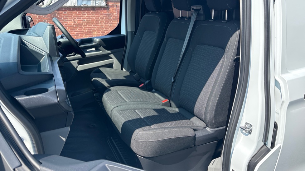 Ford Transit Custom 280 L1 Diesel Fwd 2.0 EcoBlue 136ps H1 Van Trend Auto - Image 33