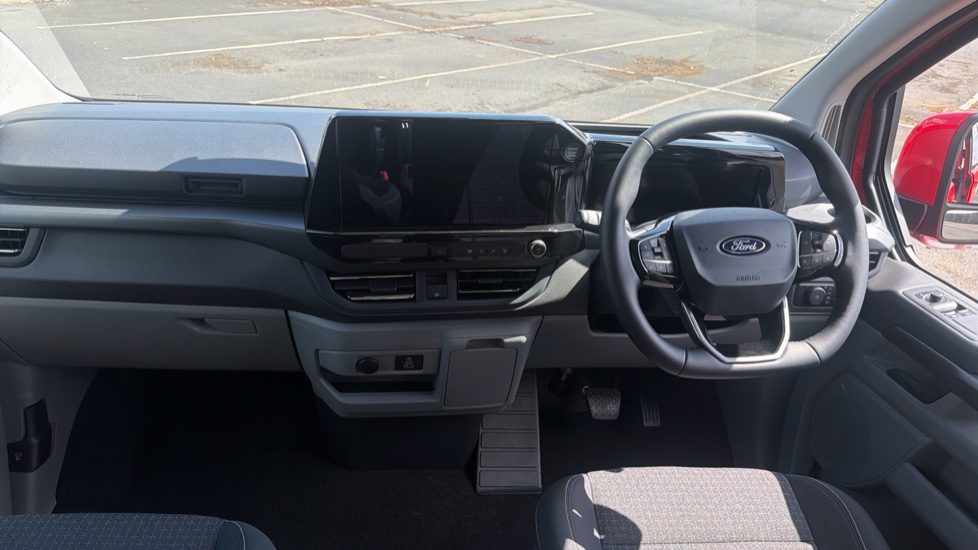 Ford Tourneo Custom 320 L1 Diesel Fwd 2.0 EcoBlue 136ps H1 Zetec 8 seater Auto - Image 18