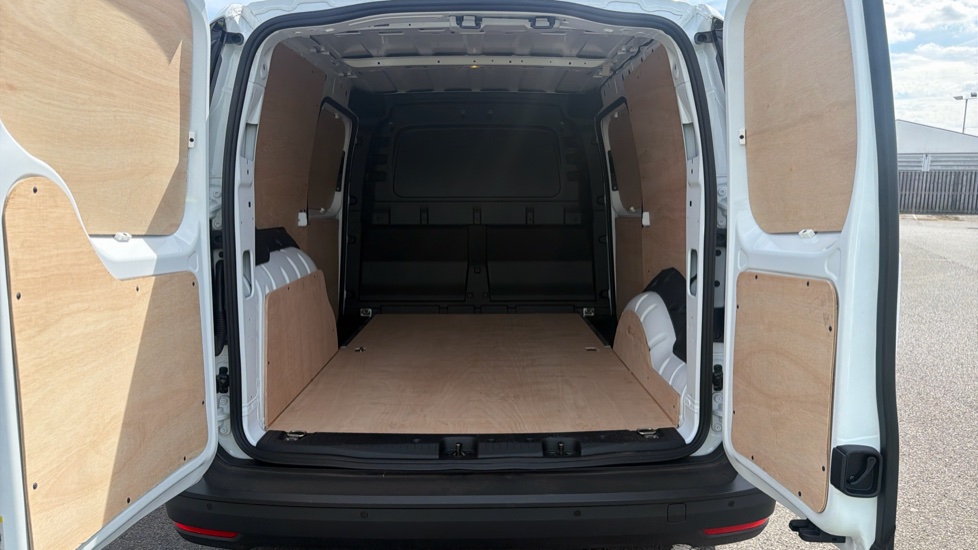 Ford Transit Connect 230 L2 Diesel 2.0 EcoBlue 102ps Trend Van - Image 12