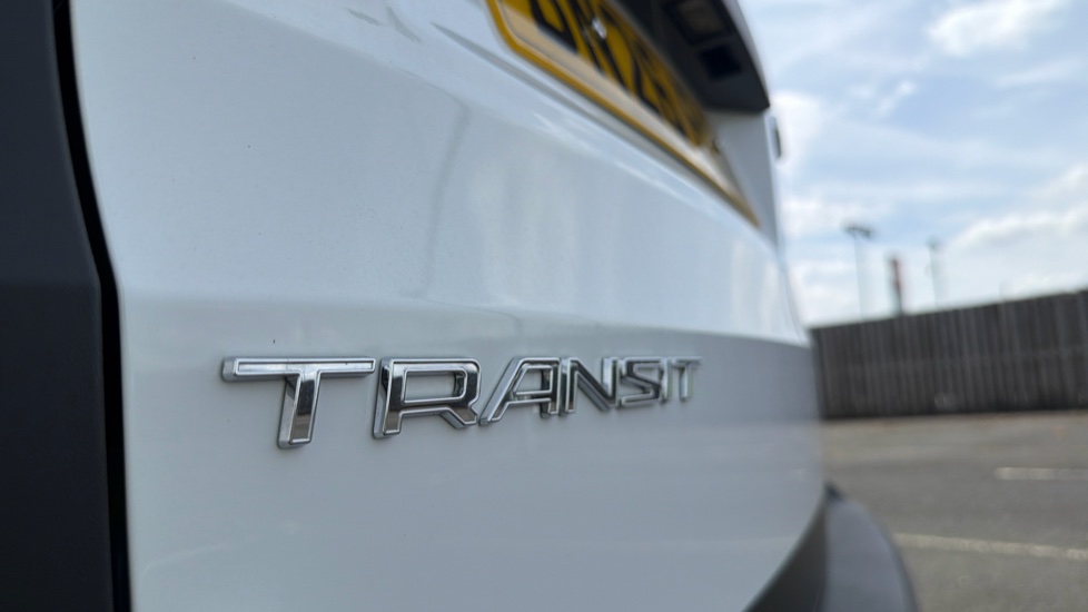 Ford Transit Connect 230 L2 Diesel 2.0 EcoBlue 102ps Trend Van - Image 31