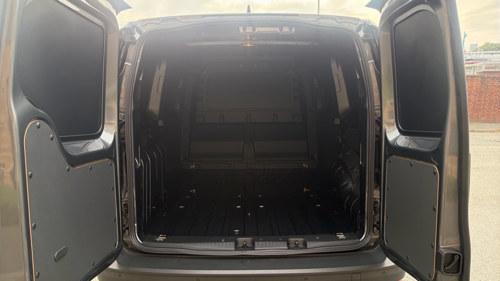 Ford Transit Connect 240 L2 Diesel 2.0 EcoBlue 122ps Trend Van Auto - Image 12