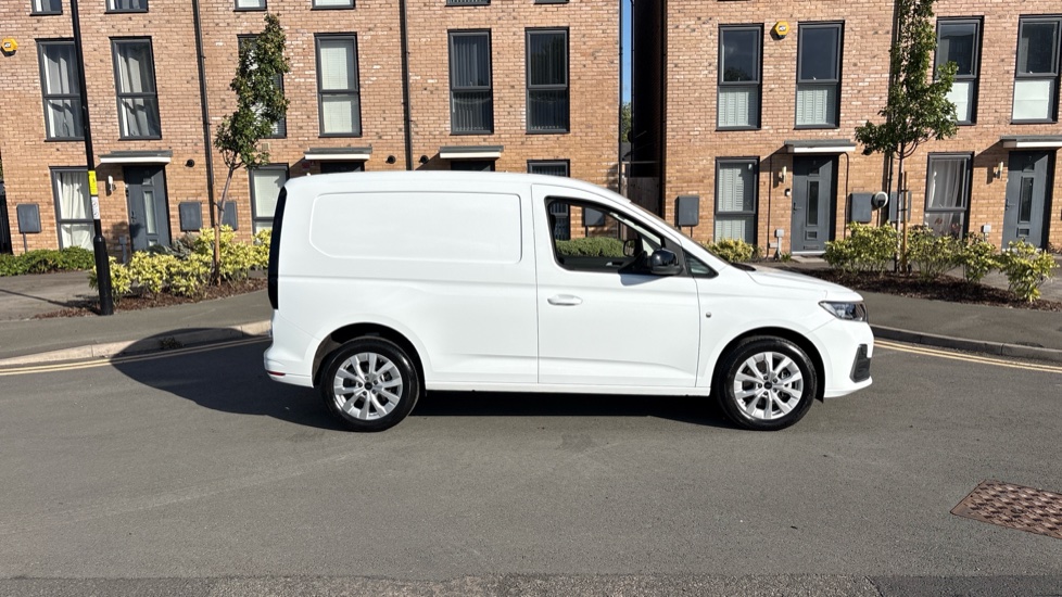 Ford Transit Connect 230 L1 Diesel 2.0 EcoBlue 122ps Limited Van Auto - Image 9