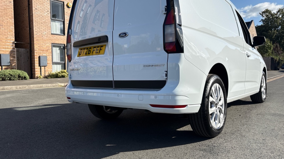 Ford Transit Connect 230 L1 Diesel 2.0 EcoBlue 122ps Limited Van Auto - Image 35
