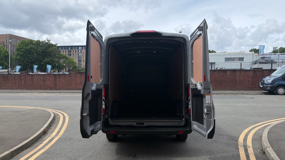 Ford Transit E-350 L3 Rwd 135kW 68kWh H2 Trend Van Auto - Image 3