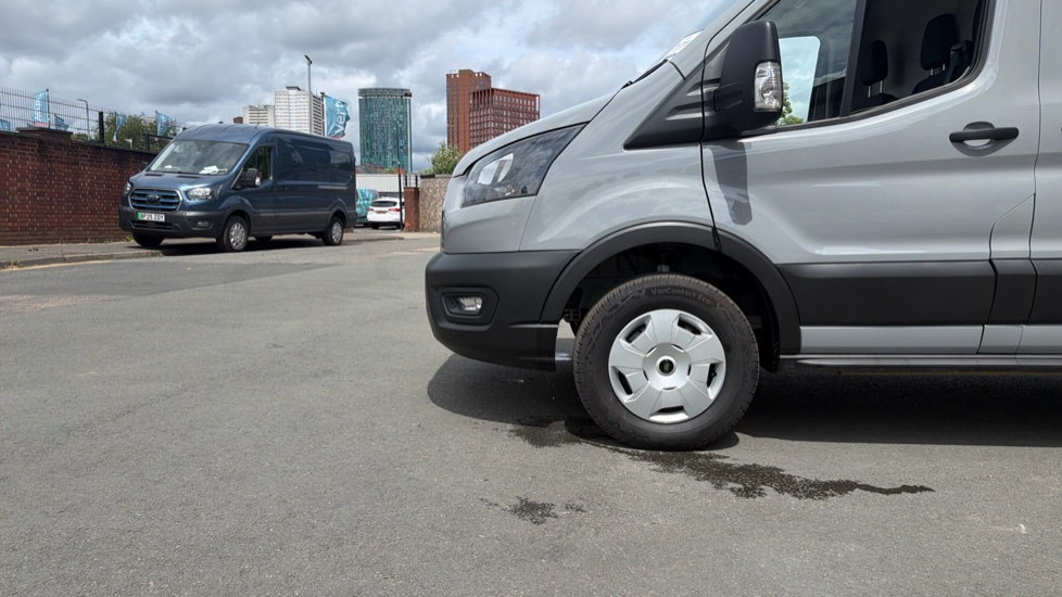 Ford Transit E-350 L3 Rwd 135kW 68kWh H2 Trend Van Auto - Image 17
