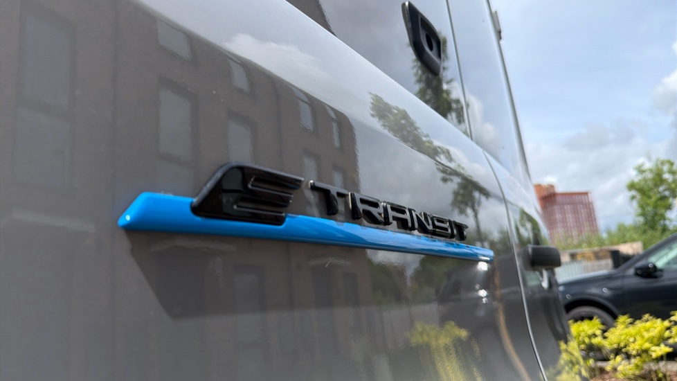 Ford Transit E-350 L3 Rwd 135kW 68kWh H2 Trend Van Auto - Image 35