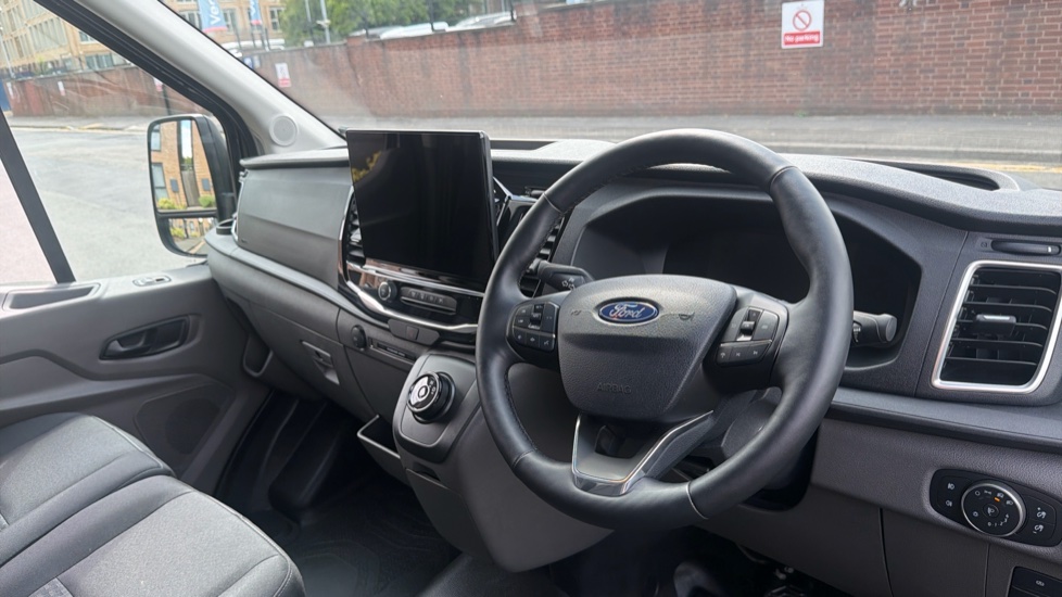 Ford Transit E-350 L3 Rwd 198kW 68kWh H2 Trend Van Auto [DAP] - Image 16