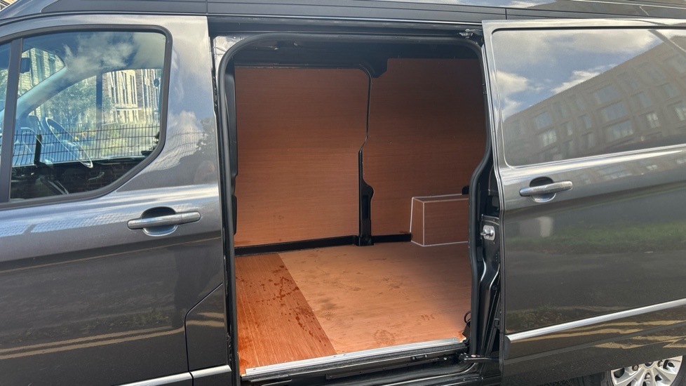 Ford Transit Custom 340 L2 Diesel Fwd 2.0 EcoBlue 170ps High Roof Limited Van Auto - Image 5
