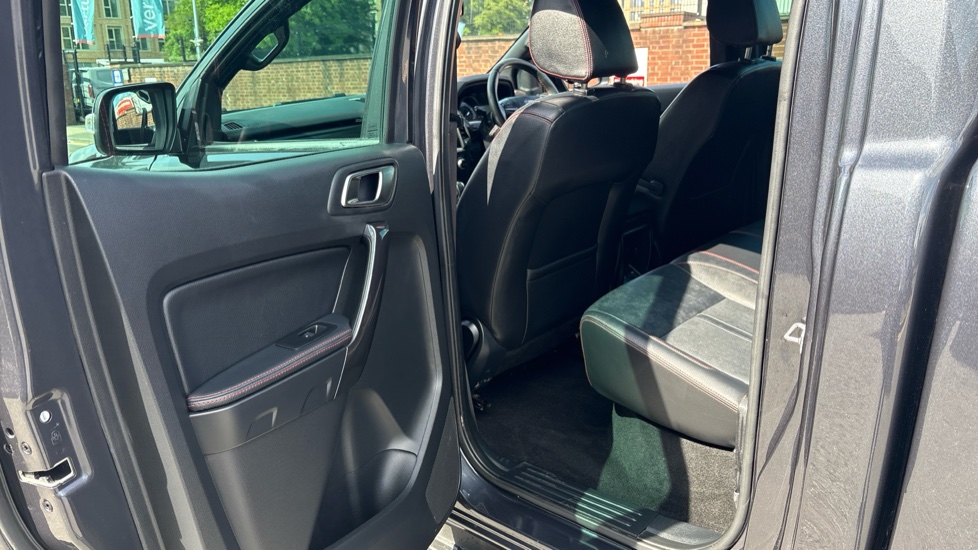 Ford Ranger Diesel Pick Up Double Cab Thunder 2.0 EcoBlue 213 Auto - Image 5