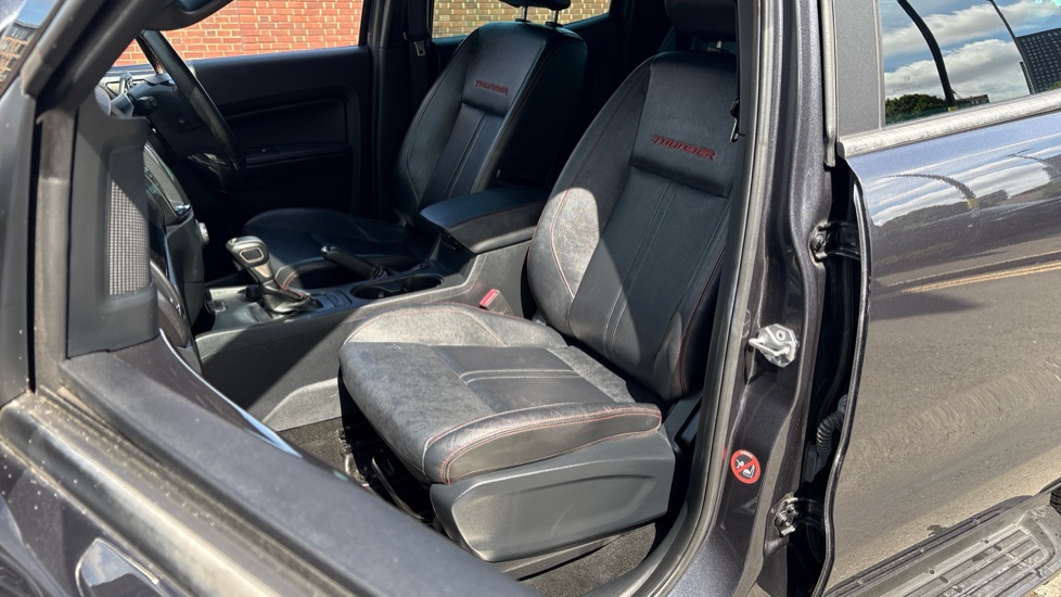 Ford Ranger Diesel Pick Up Double Cab Thunder 2.0 EcoBlue 213 Auto - Image 35
