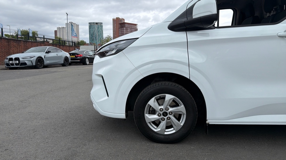 Ford Transit Custom 320 L1 Diesel Fwd 2.0 EcoBlue 136ps H1 Van Limited Auto - Image 17