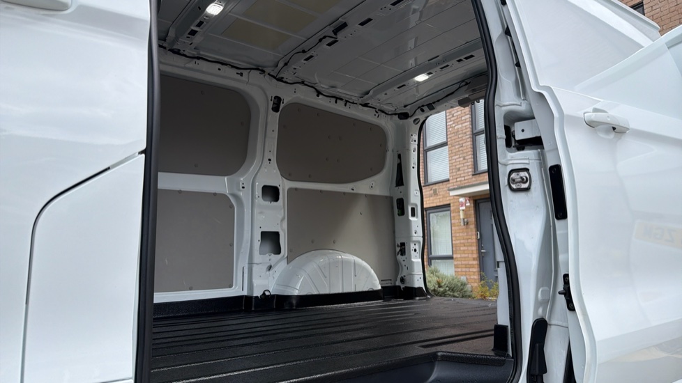 Ford Transit Custom 320 L1 Diesel Fwd 2.0 EcoBlue 136ps H1 Van Limited Auto - Image 35