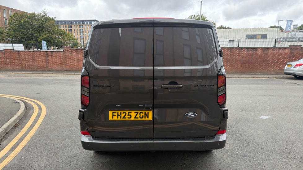 Ford Transit Custom 320 L1 Diesel Fwd 2.0 EcoBlue 136ps H1 Van Limited Auto - Image 11