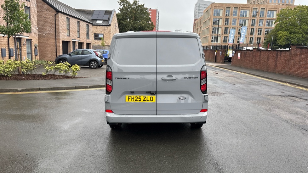 Ford Transit Custom 320 L1 Diesel Fwd 2.0 EcoBlue 136ps H1 Van Limited Auto - Image 11