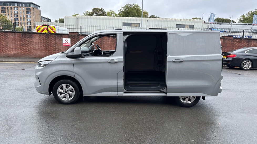 Ford Transit Custom 320 L1 Diesel Fwd 2.0 EcoBlue 136ps H1 Van Limited Auto - Image 34