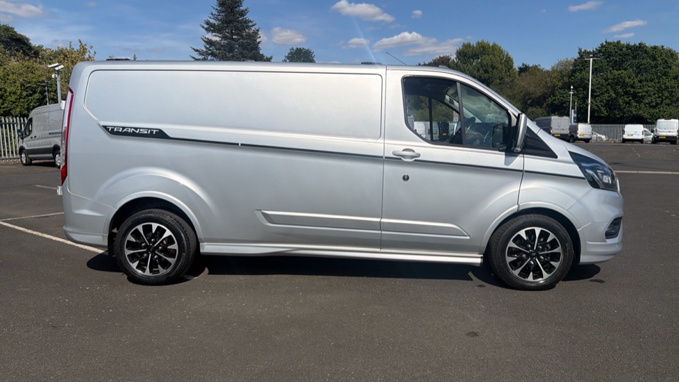 Ford Transit Custom 320 L2 Diesel Fwd 2.0 EcoBlue 185ps Low Roof Sport Van Auto - Image 9